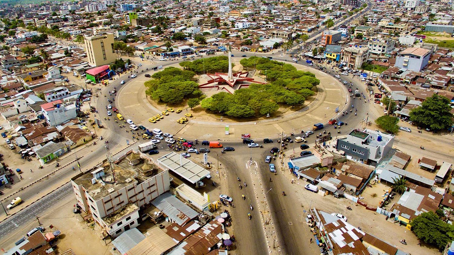 „Etoile rouge” in Cotonou, Benin © Shutterstock
