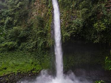 Outdoor Fun and Beaches in Costa Rica