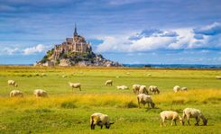 france-st-michel-shutterstock_1009366750