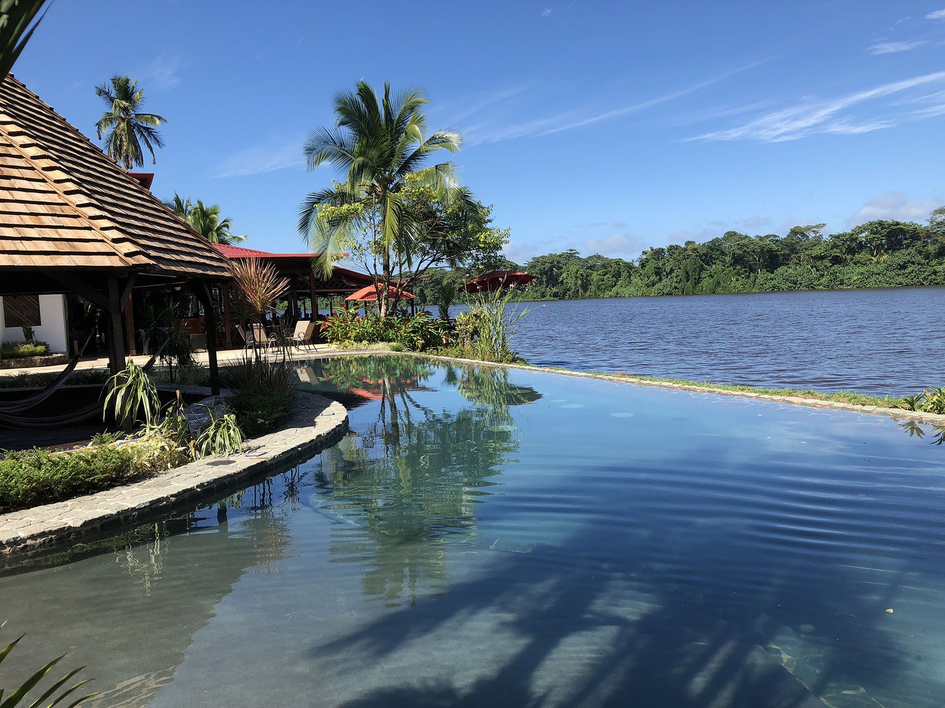 Tortuga Lodge and Gardens in Tortuguero © Shutterstock